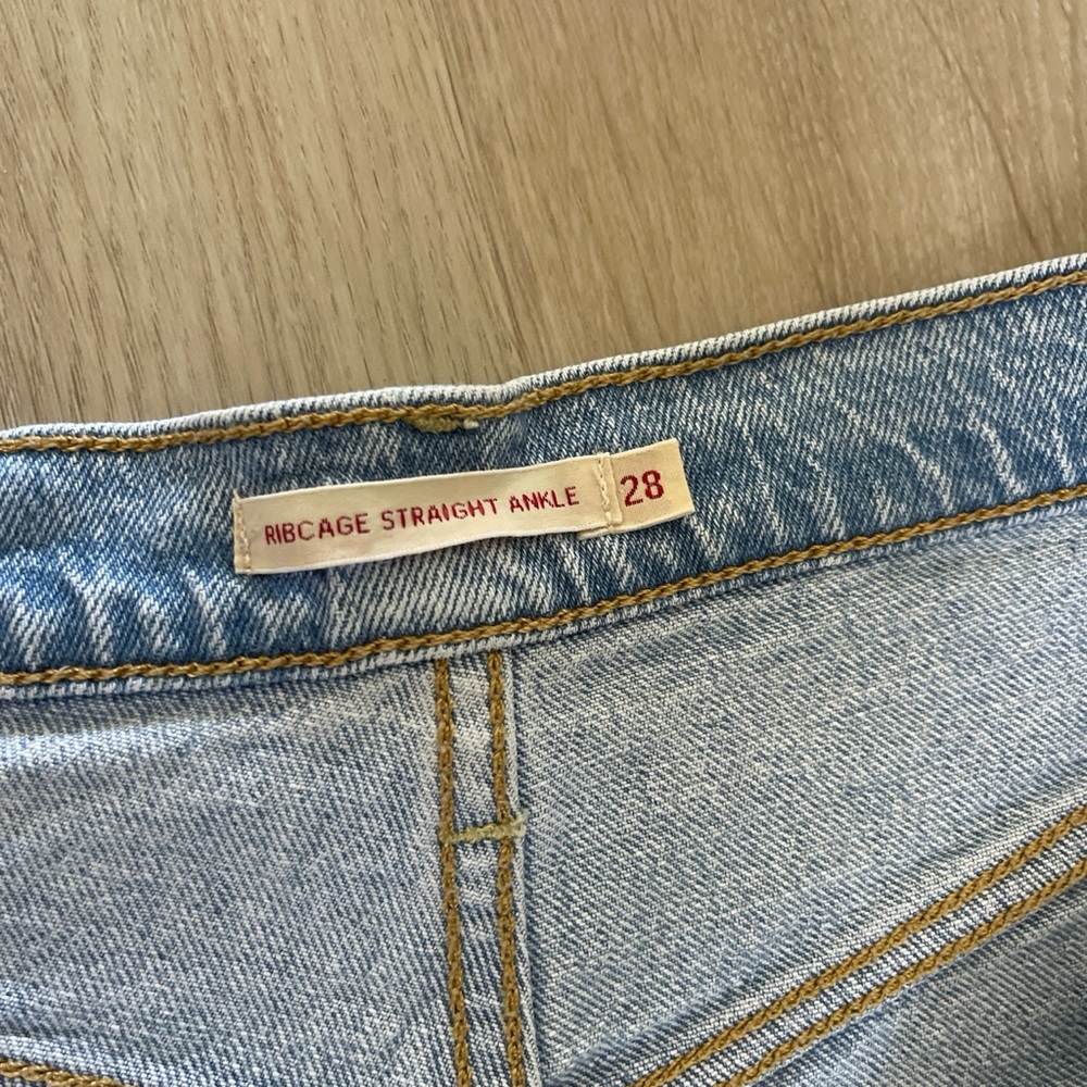 Levi Ribcage Jean - Picture 4 of 5